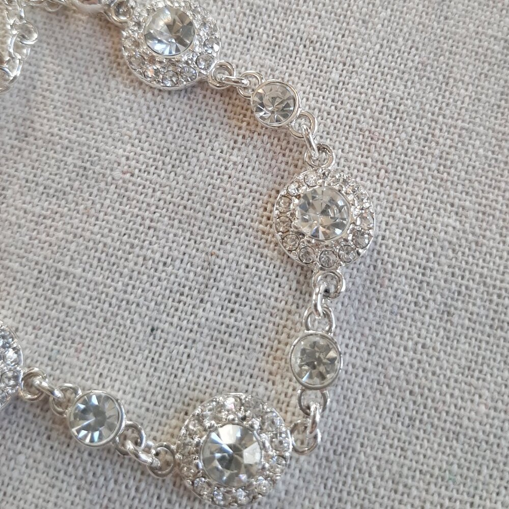 VTG Napier Clear Rhinestone Silver Tone Link Bracelet - Picture 4 of 7